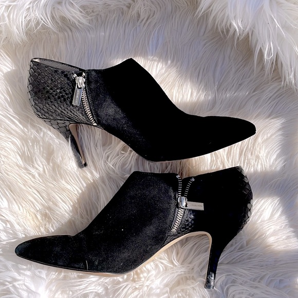 Michael Kors Clara Mid Bootie Suede Zip Heel EUC - Picture 5 of 13